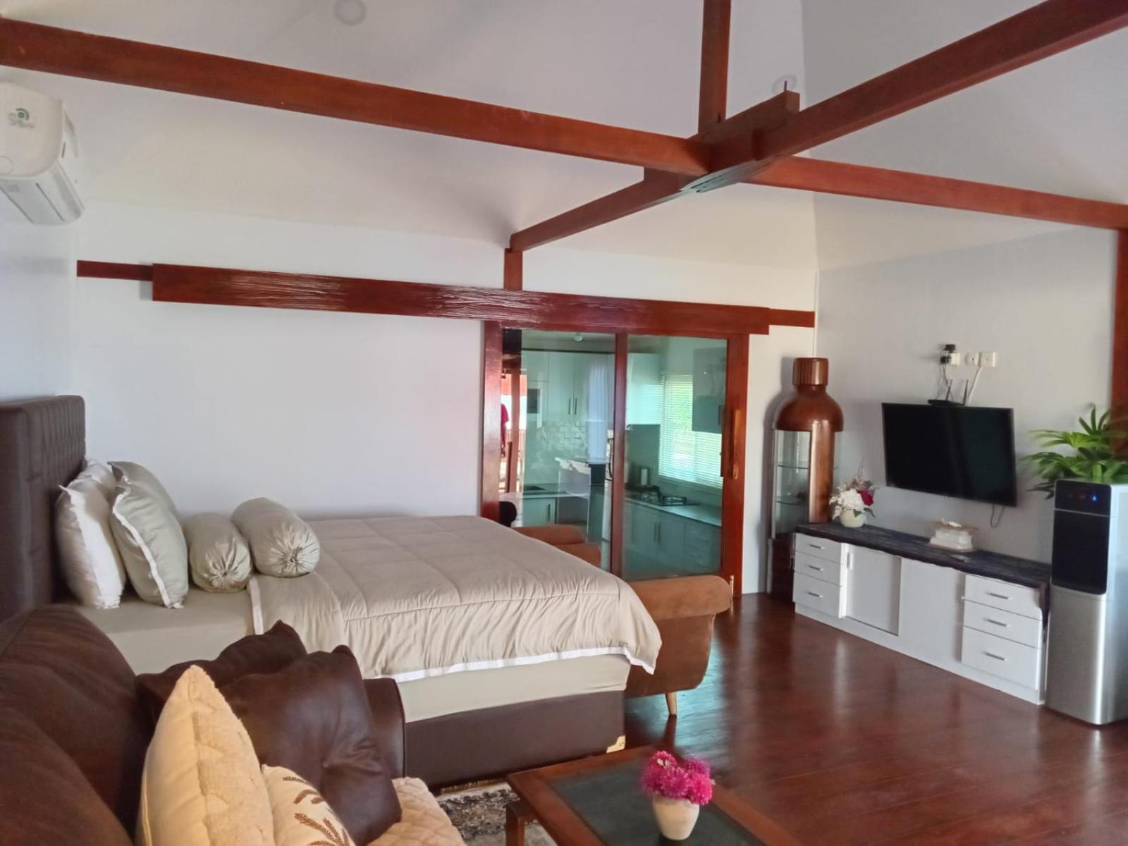 Mama Nings Beach Hotel Sekongkang Kültér fotó